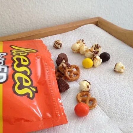REESES POPPED SNACK MIX SP