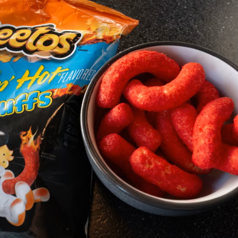 CHEETOS FLAMING HOT PUFFS